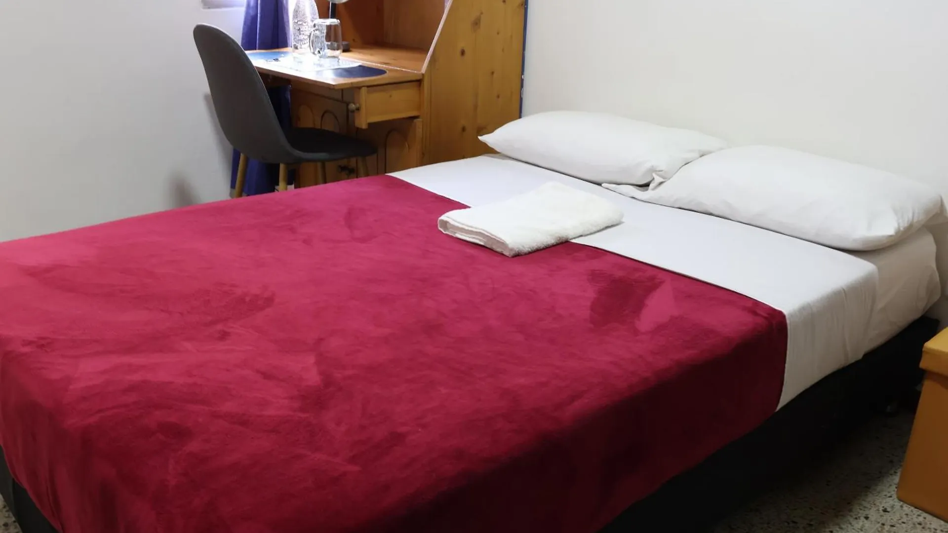 Homestay Living Poblado Manila 301 B Habitacion Individual Medellin
