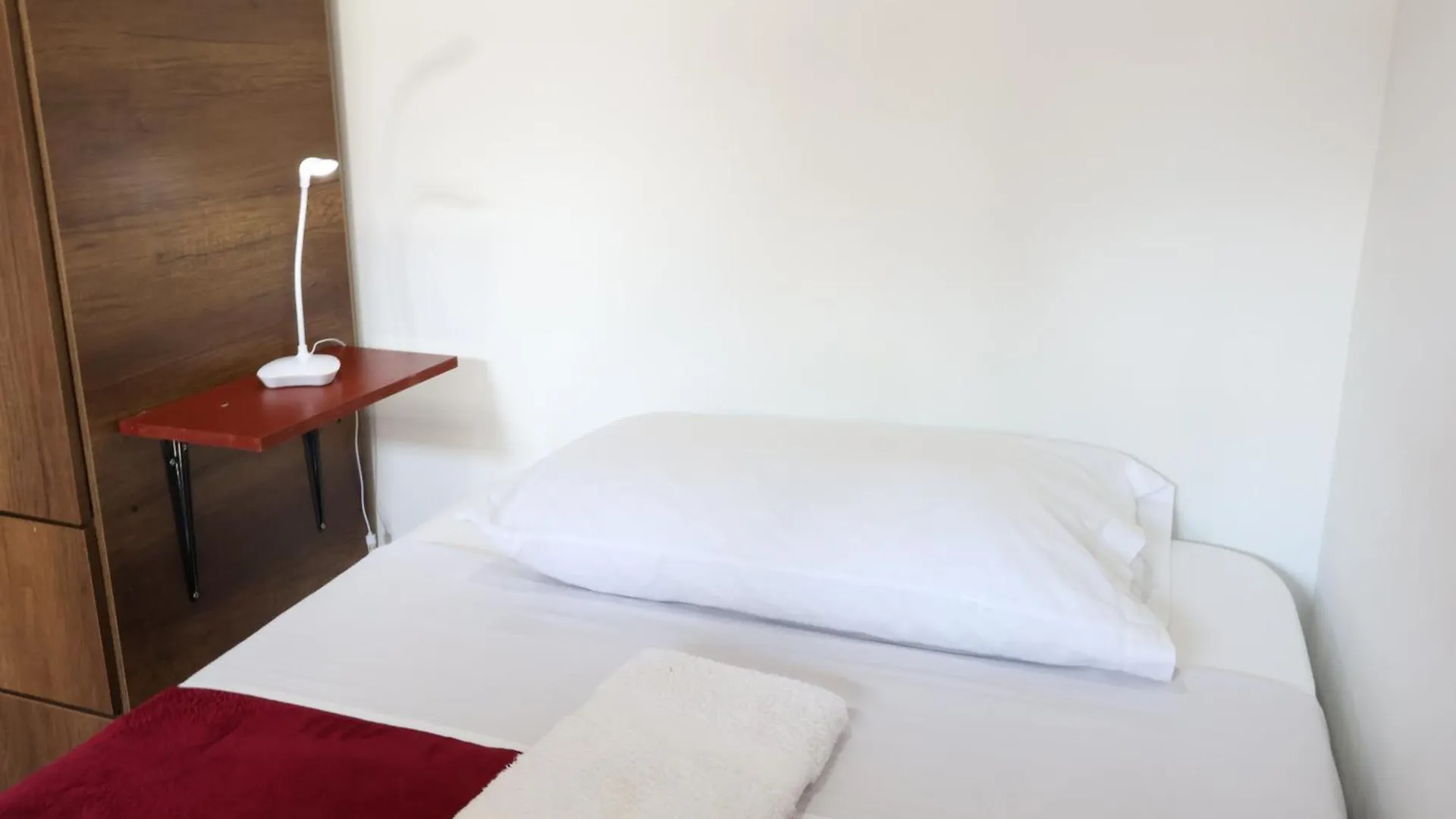 Homestay Living Poblado Manila 301 B Habitacion Individual Medellin