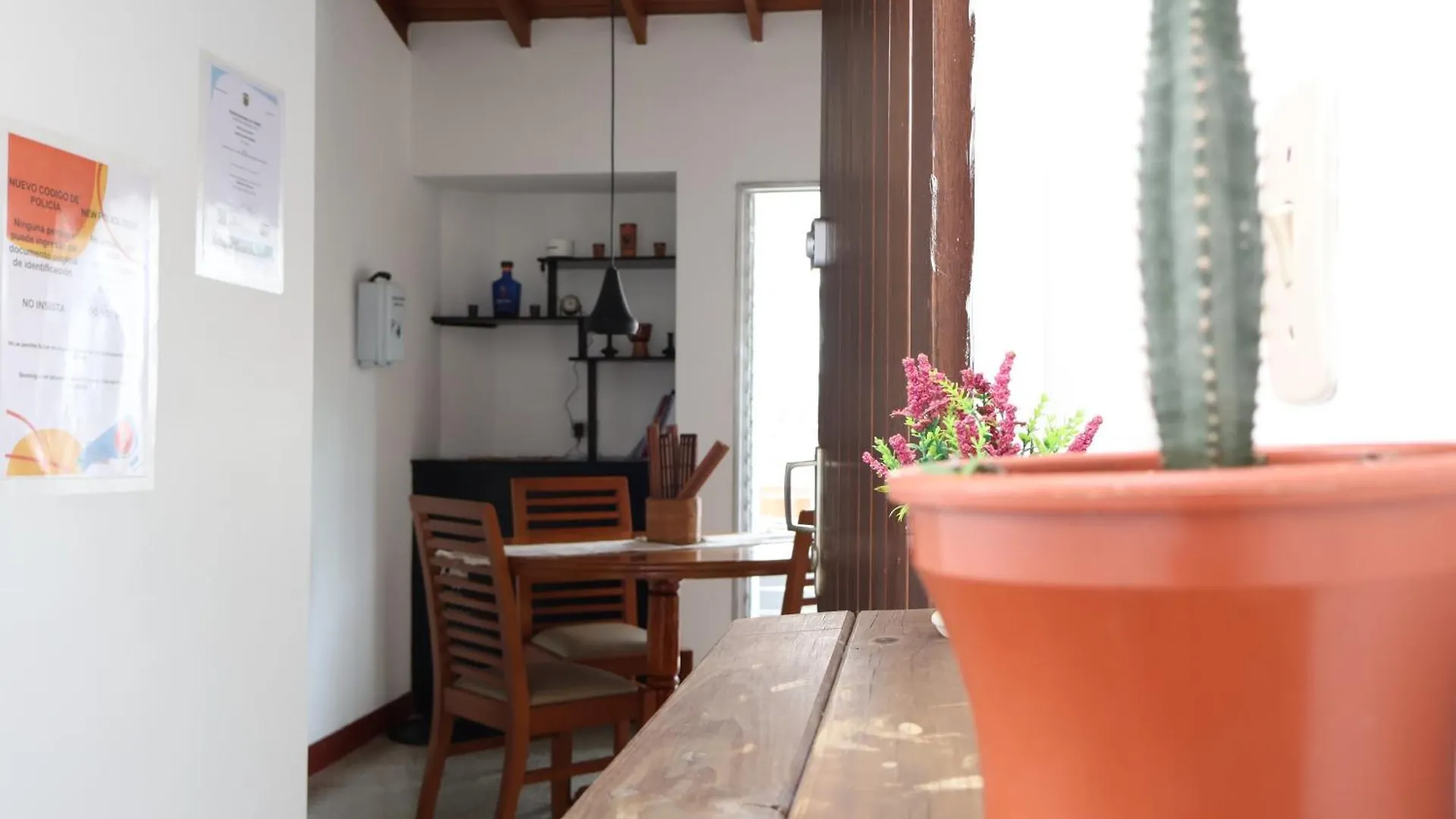 Homestay Living Poblado Manila 301 B Habitacion Individual Medellin Colombia