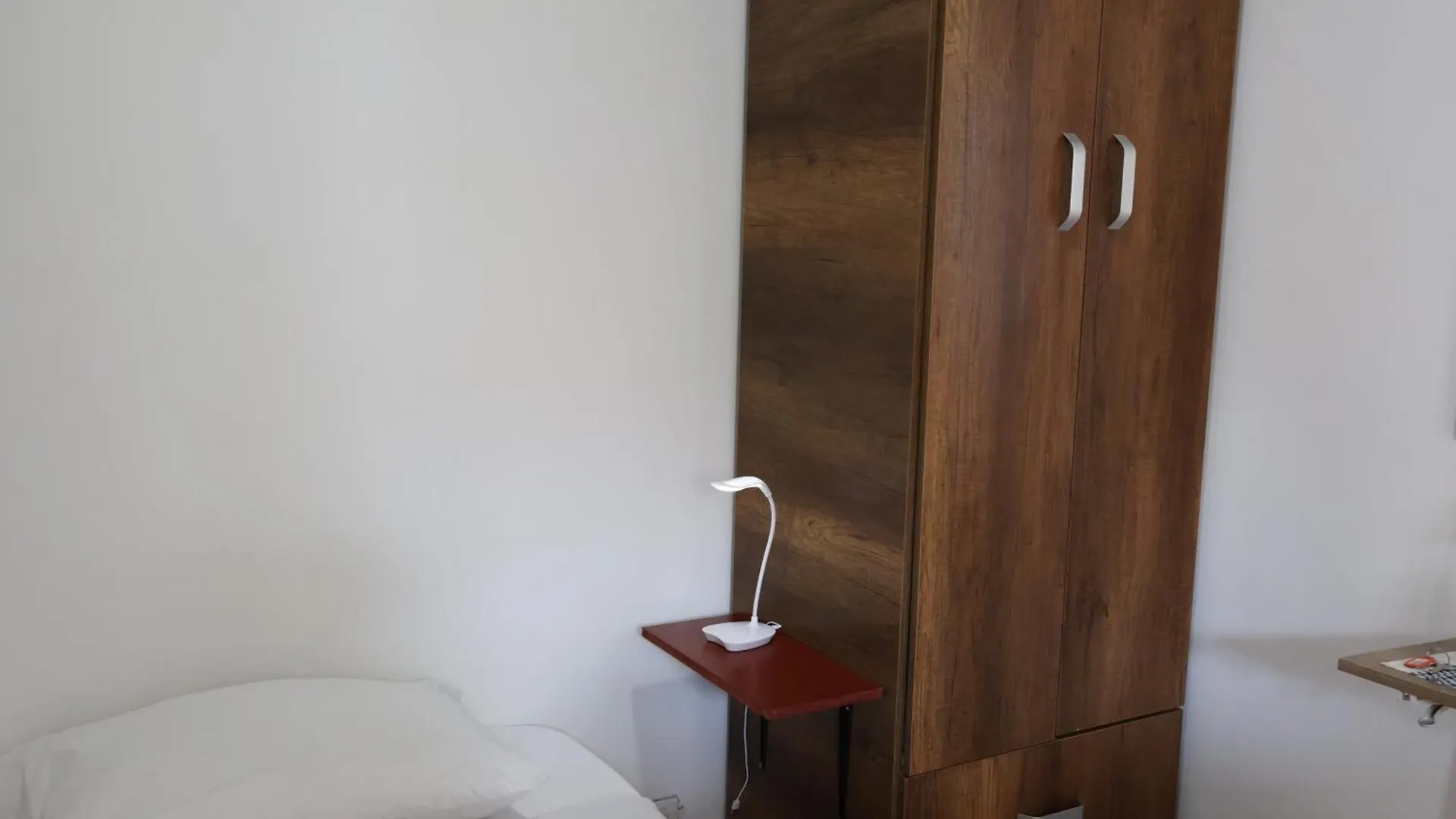 Living Poblado Manila 301 B Habitacion Individual Medellin